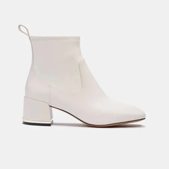 Coach Nala Chalk White Leather Booties Size 8.5 Signature Gold - Picture 3 of 14